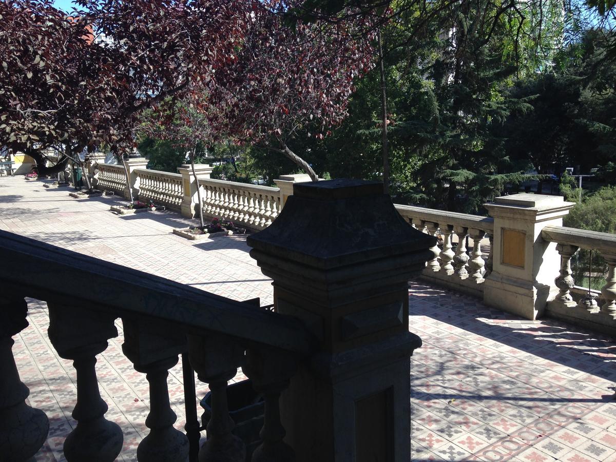 Azzai Bellas Artes Santiago Luaran gambar